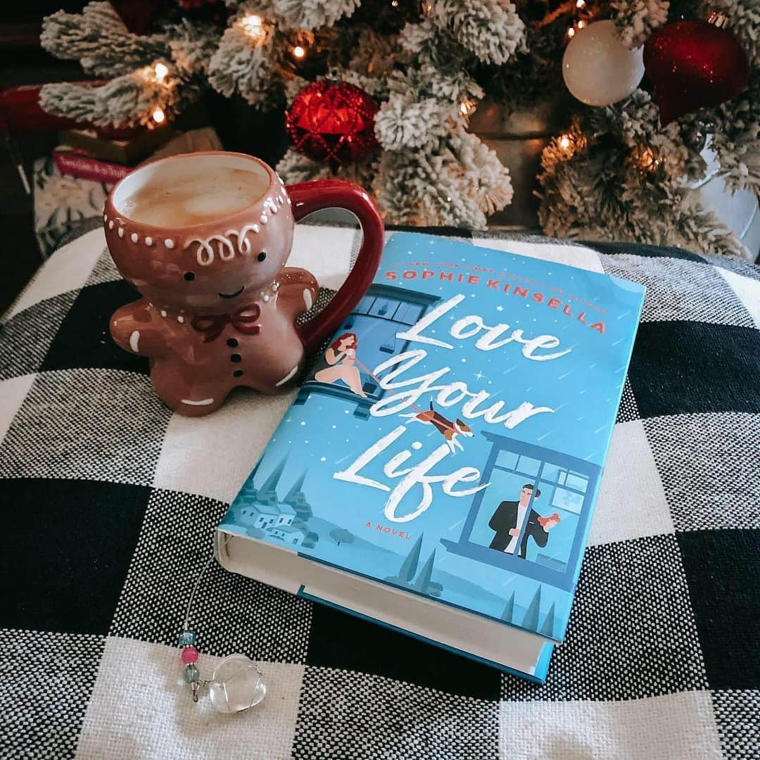 Target Styleさんのインスタグラム写真 - (Target StyleInstagram)「8 heart-warming stories to read when the temps drop. ❤️ If you've finished any of these titles, drop your 1-5 ⭐️ rating!」12月19日 7時04分 - targetstyle