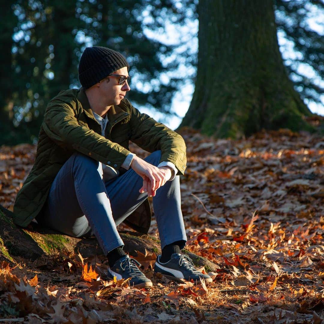 のインスタグラム：「The Marlow Pant reinvents the traditional men’s khaki. With our garment dyeing technique, these pants help decrease water and chemical consumption and reduce fabric waste. Designed with comfort and mobility in mind, the Marlow Pant has all of your winter activities covered. #livenau • • • #sustainablefashion #mensfashion #sustainableclothing #sustainableapparel #ethicalfashion #bcicotton #garmentdying #garmentdyed」