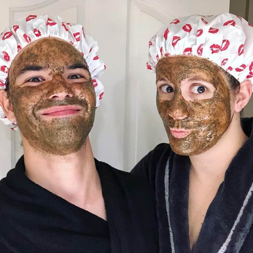 LUSH Cosmeticsさんのインスタグラム写真 - (LUSH CosmeticsInstagram)「To kick start our weekend we are looking to you, Cup O' Coffee ☕, to exfoliate, invigorate and cleanse.  #MeTime #SelfCare #facemask #skincare #crueltyfree #mylushlife 📸 @onlyyoumissmew」12月19日 7時30分 - lushcosmetics