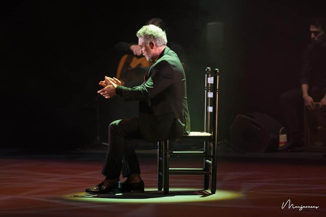 のインスタグラム：「Segundo Falcón, cantaor flamenco   #SumaFlamenca  #flamenco #deflamenco #fotoflamenco #flamencomadrid   @segundofalcon  📷 @manjavacas.flamenco」