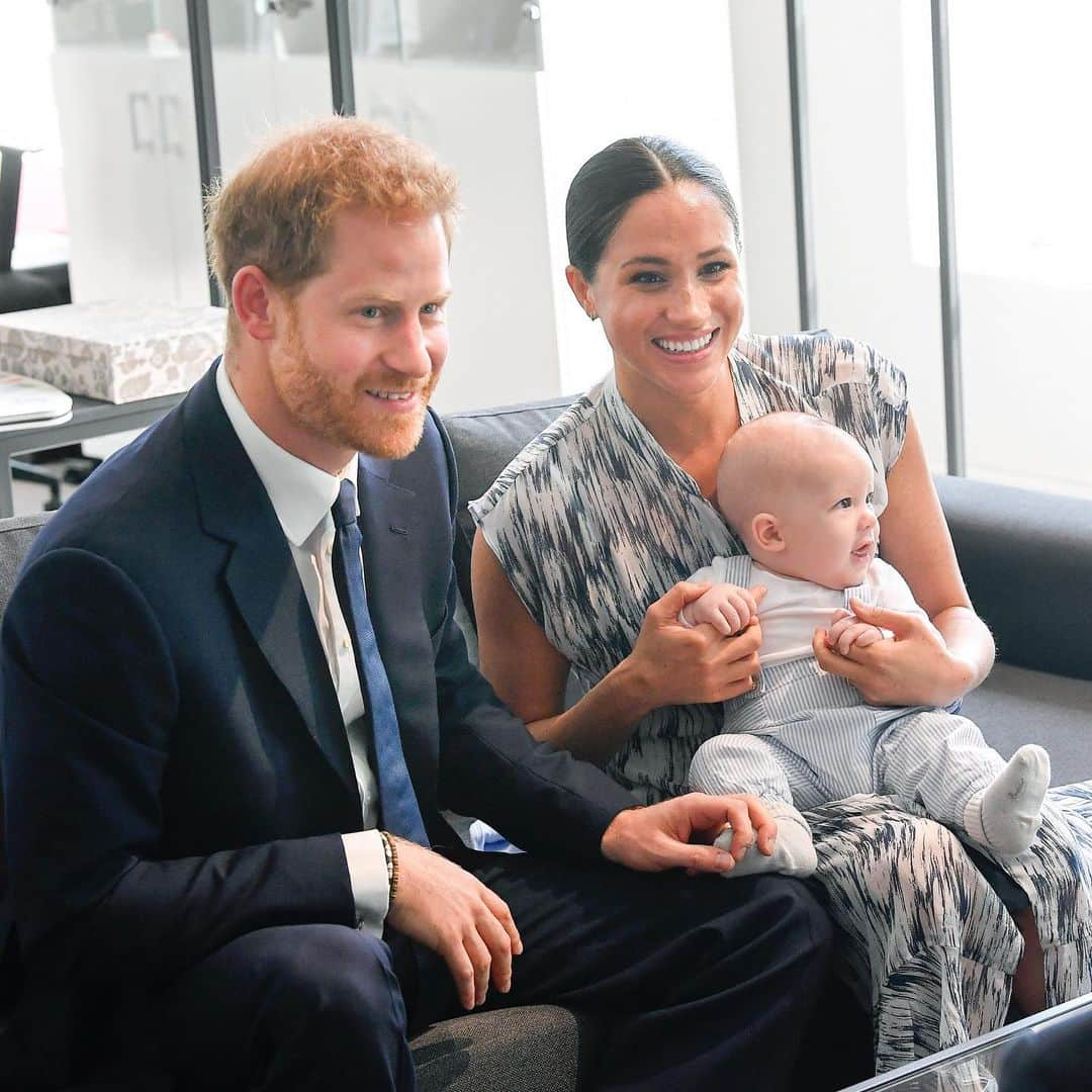 E! Onlineさんのインスタグラム写真 - (E! OnlineInstagram)「Prince Harry and Meghan Markle took action to protect their son Archie, and their legal battle has finally come to an end. Link in bio for more about their settlement over "invasive" and "unlawful" paparazzi behavior.  (📷: Toby Melville/Pool/Samir Hussein/WireImage)」12月19日 8時00分 - enews