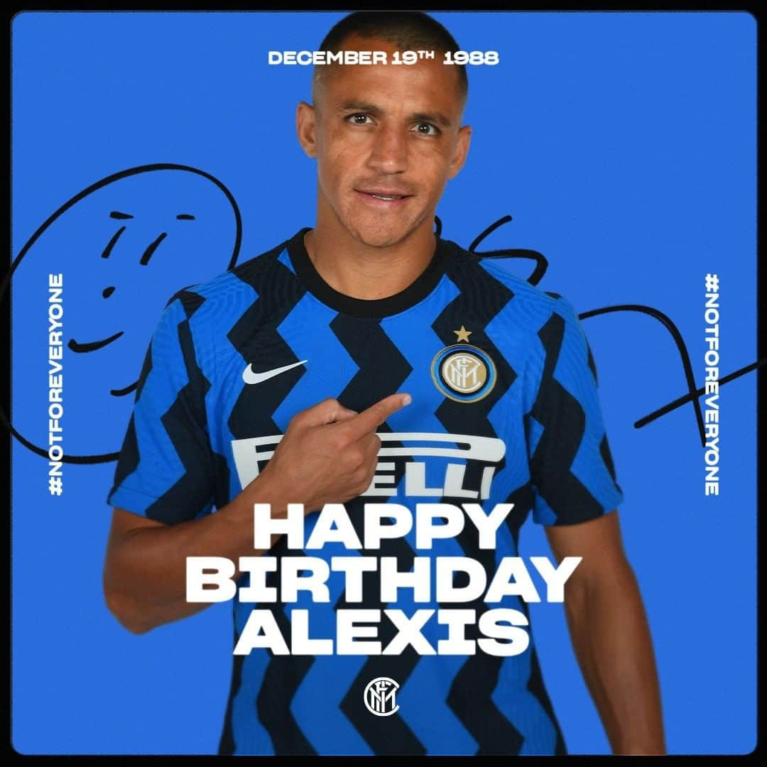 インテルナツィオナーレ・ミラノさんのインスタグラム写真 - (インテルナツィオナーレ・ミラノInstagram)「HAPPY NERAZZURRI BIRTHDAY @alexis_officia1! 🎂🖤💙 Send your Birthday wishes here! #Inter #ForzaInter #Sanchez #Football #OnThisDay #HB #Bday」12月19日 8時00分 - inter