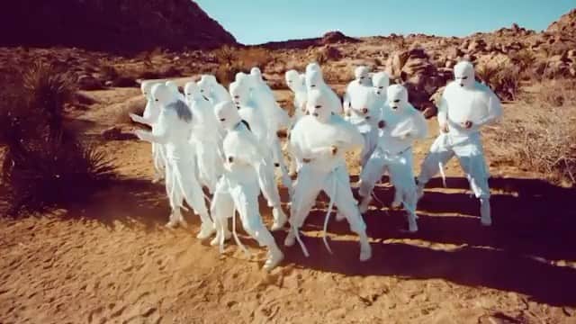 ウィジンのインスタグラム：「Posted @withregram • @somosvevo Perdidos en el desierto, @princeroyce y @wisinyyandel viven "Una Aventura" ✨ ⠀⠀⠀⠀⠀⠀⠀⠀⠀ ▶️[Link in bio] #princeroyce #wisin #yandel #unaaventura」