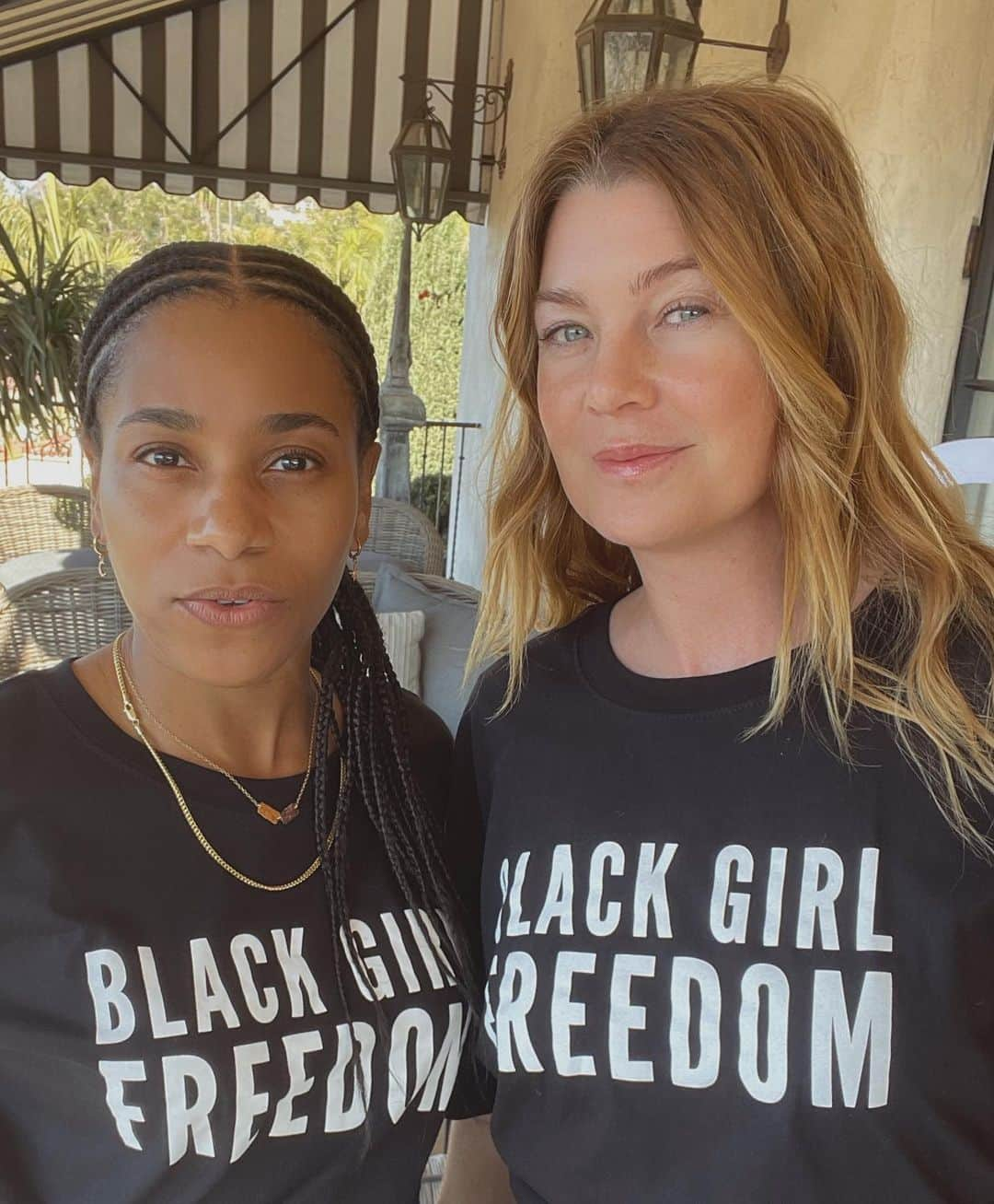 エレン・ポンピオのインスタグラム：「Thank you @seekellymccreary for introducing me to this initiative. Listening, learning and action are my paths to a more meaningful life. I want to always be a part of a solution and not ever part of the problem. For too long, philanthropy has overlooked the needs of Black girls and women. Until now. Help us mobilize #1Billion4BlackGirls and support our collective liberation with @blackgirlfreedomfund. Don’t look away from things that you think don’t affect you. Link in bio.」