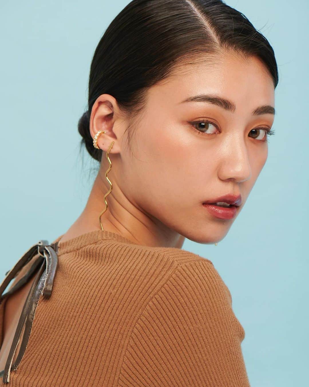 松本優のインスタグラム：「. . 🇨🇳make📸🔥 . . #チャイボーグ#チャイボーグメイク#blenda#makeup」
