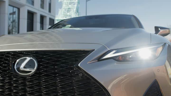 Lexus USAのインスタグラム：「#LexusIS F SPORT x @Queenandreaone x Brooklyn. See it in Brooklyn on the corner of Kent Ave and Grand St. until December 21st.」
