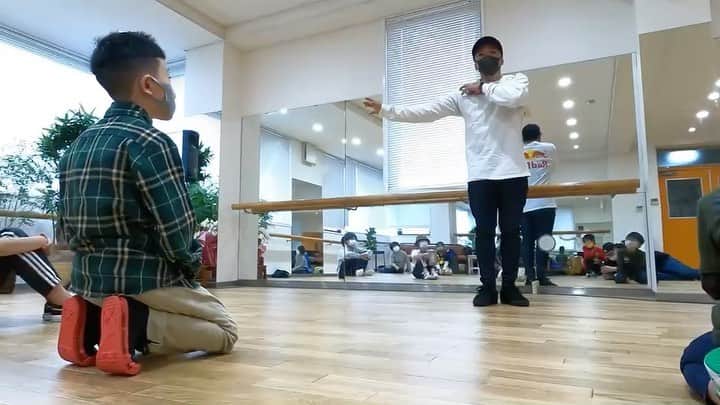 野中泰輔のインスタグラム：「ROADTRIP2020 in Aichi 🚗 今回のラスト遠征先は愛知県！ 子供達が多くてこれから先に期待🔥  🎞 @jason_halayko   #bboytaisuke #ROADTRIP2020 #THEJAMFINAL2020 #GoProJP #ASIANZ #AXF #スタバズ #レッドブル #flexdream #NewEraJapan #MAKAVELIC #thejamから世界へ @thejam_japan @goprojp @asianz_staff @buzz_rental」