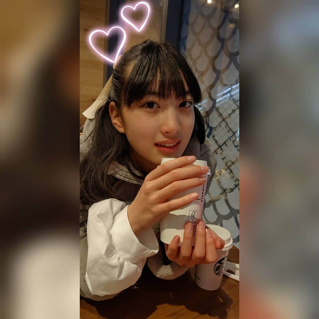 岩脇瑠菜（るなっち）のインスタグラム：「ノーマルカメラｗ😆  寒いね～❄️  いよいよ今日ライブです💕 shibu3projectのYouTube配信 瑠菜は第２部でパフォーマンスします✨ 重大発表って何だろうね🤔  みなさん楽しんでくださいね💖✨📣  #shibu3project #重大発表 #渋谷 #シブサン #イエロークラス」