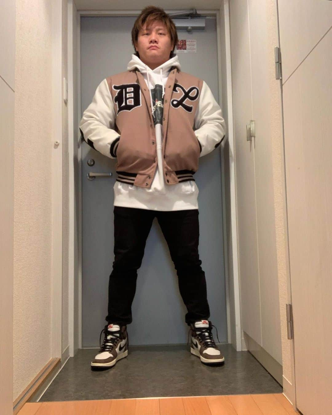 岩本煌史さんのインスタグラム写真 - (岩本煌史Instagram)「Outer:DUALISM Tops:SAPEur T-shirt:SAPEur Pants:nudie jeans Socks:DUALISM Kicks: NIKE AIR JORDAN 1 RETRO HIGH OG TS SP TRAVIS SCOTT  #ajpw #全日本プロレス #イワモトヘッズ #スニーカーヘッズ #三重県 #桑名市 #出身 #岩本煌史 #dualism #hoodie #SAPEur  #nike #ナイキ #AJ1 #aj1travisscott #nudiejeans #travisscott #ootd」12月19日 10時58分 - koji_iwamoto