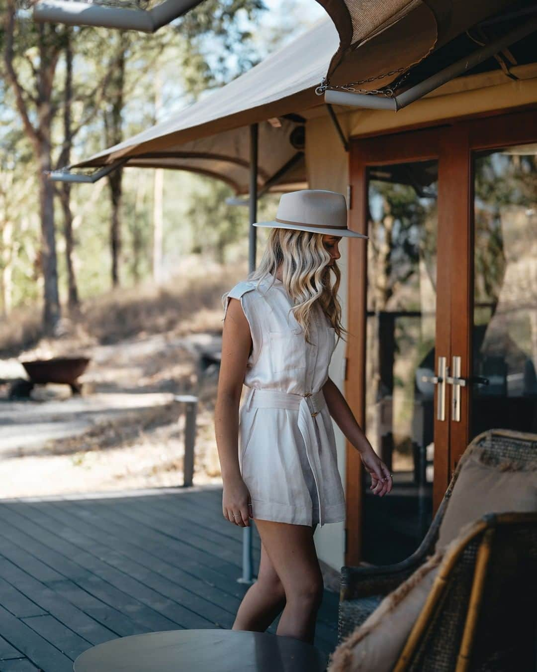 Nikon Australiaさんのインスタグラム写真 - (Nikon AustraliaInstagram)「"Here’s to getaways in our own backyard. So many incredible places, and Boydell's glamping safari tent is one of them. So worth the early morning to catch this spectacular sunrise.   I have really enjoyed capturing the wonder of Australia through visual storytelling. Documenting lifestyle moments and new adventures." - @domcherry   Camera: Nikon Z 6 Lens: NIKKOR Z 50mm f/1.8 S  #Nikon #MyNikonLife #NikonAustralia #NikonZ6 #Z6 #LifestylePhotography #TravelPhotography #Glamping」12月19日 11時01分 - nikonaustralia