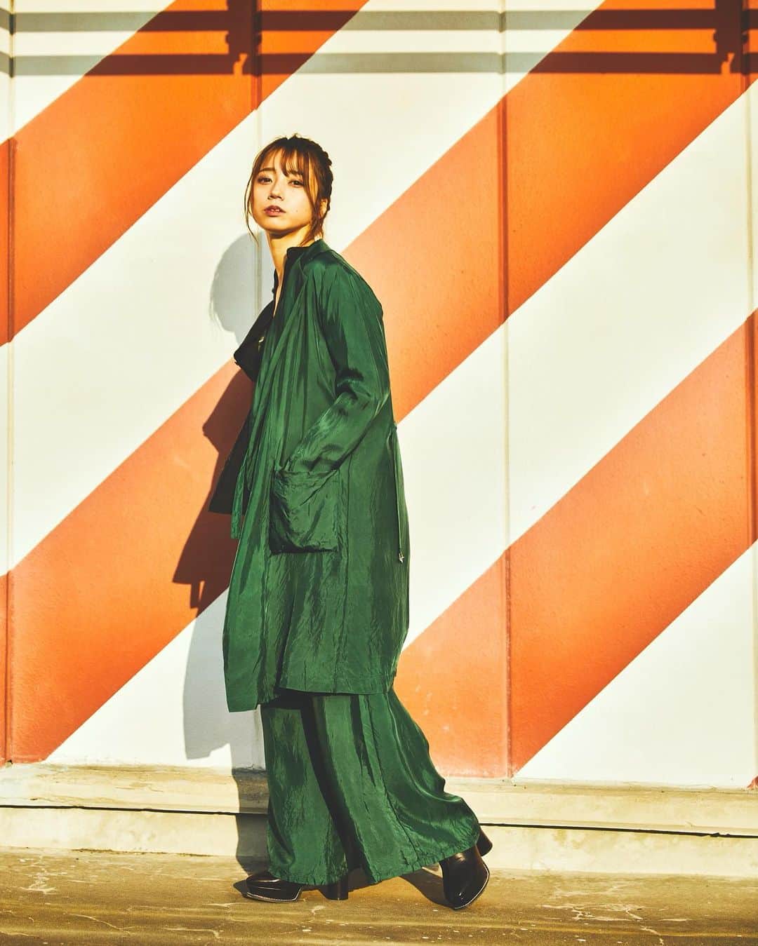 YUMIさんのインスタグラム写真 - (YUMIInstagram)「. 珍しくこんな感じも📷💫  @hippiness_official  今日は福岡すっぴんツアーの放送日🥳 放送日時　12/19  14:30〜15:55  　　　　　(FBS・KKT・NIB・KYT・UMK同時ネット) 　　　　　午後2時～午後3時25分(TOS)  みてね〜🍪」12月19日 11時08分 - arpkyumi