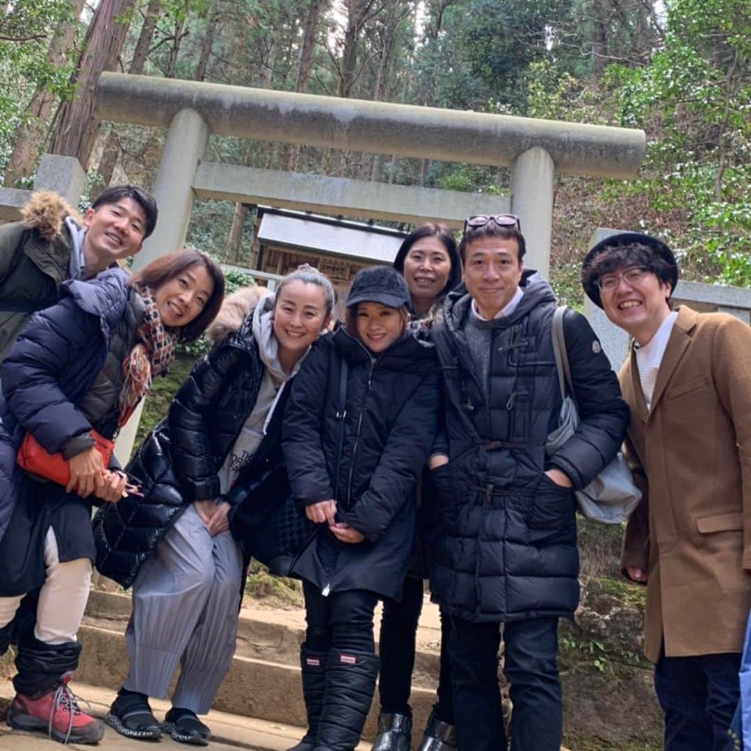 山崎拓巳さんのインスタグラム写真 - (山崎拓巳Instagram)「日立の 御岩神社へ  宇宙空間から観ると 光の柱が立ってるんだってよ。  #やる気 #やる気スイッチ #やる気のスイッチ #やる気でない #神社好きな人と繋がりたい  #神社仏閣巡り」12月19日 11時16分 - dana37