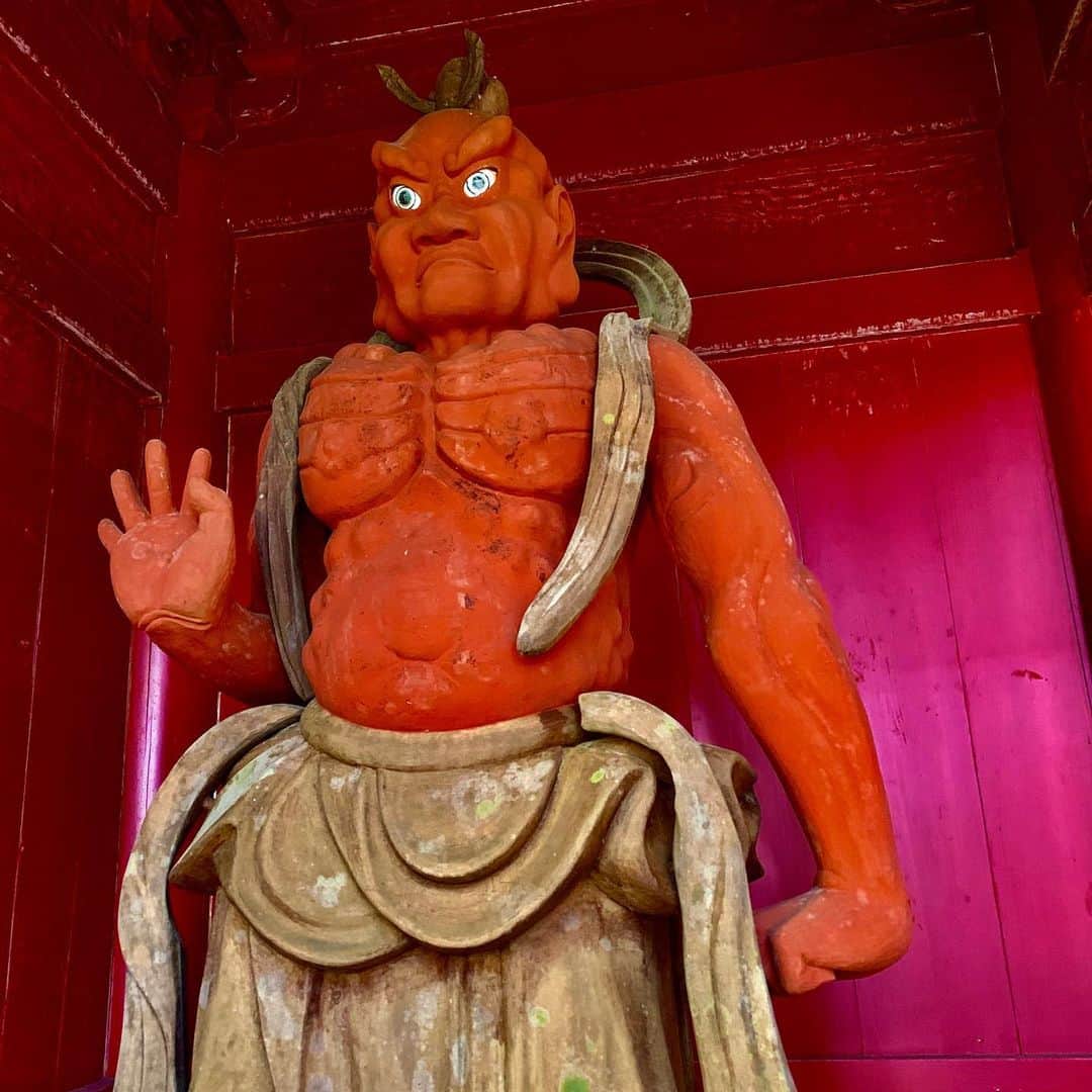 山崎拓巳さんのインスタグラム写真 - (山崎拓巳Instagram)「日立の 御岩神社へ  宇宙空間から観ると 光の柱が立ってるんだってよ。  #やる気 #やる気スイッチ #やる気のスイッチ #やる気でない #神社好きな人と繋がりたい  #神社仏閣巡り」12月19日 11時16分 - dana37