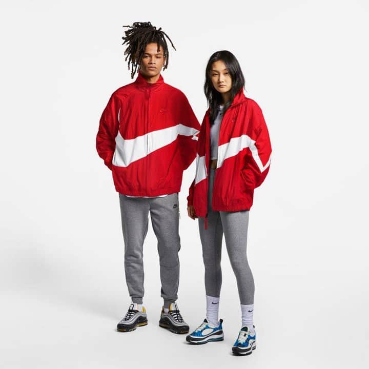 のインスタグラム：「【NEW🙌】NIKE M NSW HBR JKT WVN STMT AR3133-011 AR3133-658 ￥13,000+tax  春先まで活躍するライトなアウターが新登場！  #kicks #sneakerhead #sneakers #sneakeraddict #tokyo #japan #kickstagram #👟 #NIKE #BIGSWOOSH #ナイキ #ABC #ABCGS #ABCマート #ABCMART #nikesportswear」
