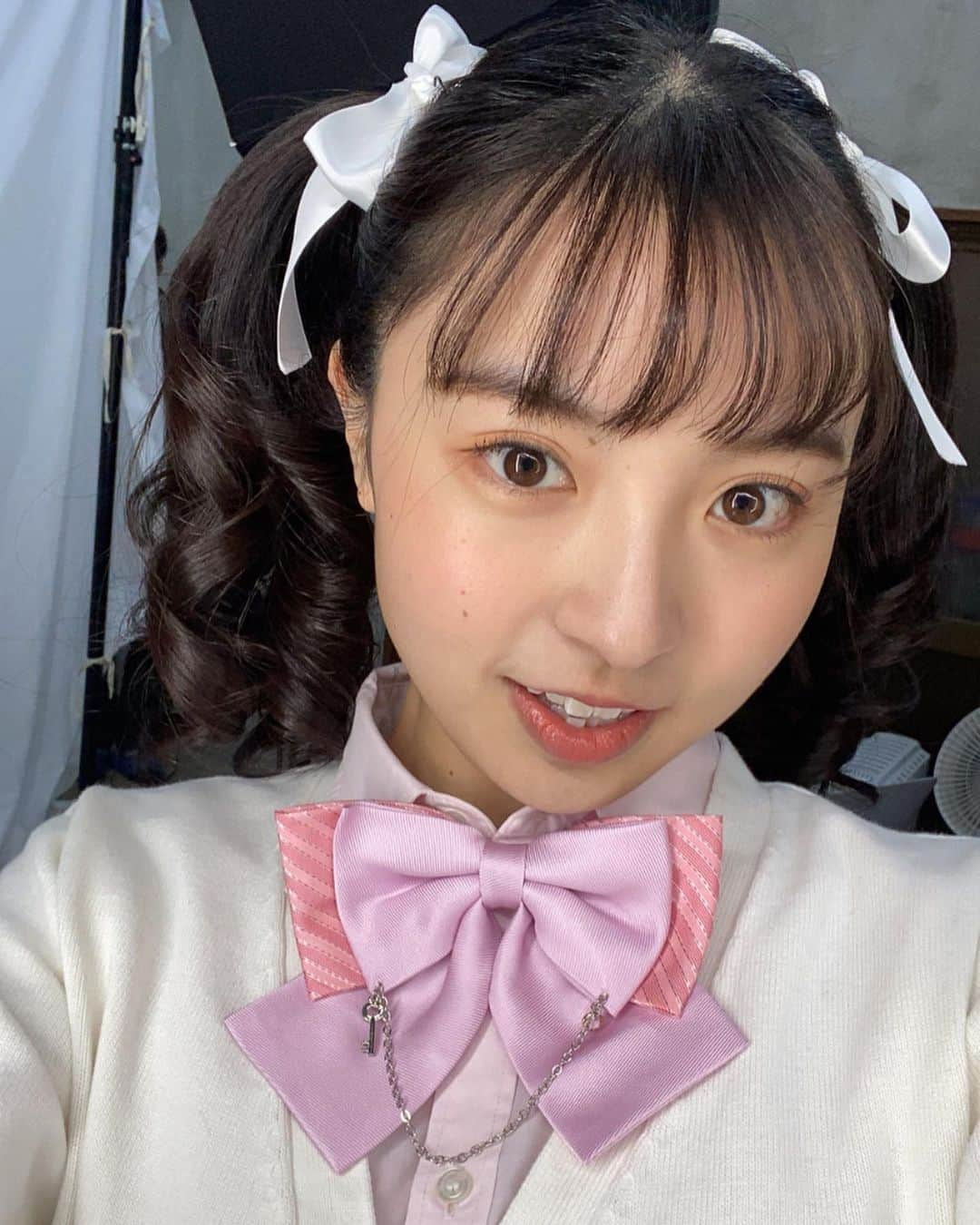 柿原桃里のインスタグラム：「_ 私が出演させて頂く、時空警察SIG-RAIDER〜彷徨エトランジェ〜 本日12/19 12:00〜チケット販売開始です😆🍒 . 公演期間 : 2021年1月16日〜24日 📍池袋シアターグリーン　BIG TREE THEATER  . 今回は時と空の2グループあり、私は☁️空組☁️での出演なのでお間違えのないようにお願いします！ （３枚目にスケジュールの写真あります） . そして…チケット購入の際に応援キャストを選べるので柿原桃里選んで頂けたら嬉しいです🙈💗 . 私のインスタのプロフィールにHPのURLを貼ってあるのでそちらから購入できます！ Go toで少しお得に買えるみたいです♡ . このご時世に舞台に立たせて頂けること、本当に本当にありがたいです！キャストもお客様もみんなが健康に、そして最高に楽しめる舞台にしたいと思っていますので是非お越しください！ブリブリ砂姫ちゃんを見に来てください🍓💕 . #時空警察 #シグレイダー #シグレイダーエトランジェ」