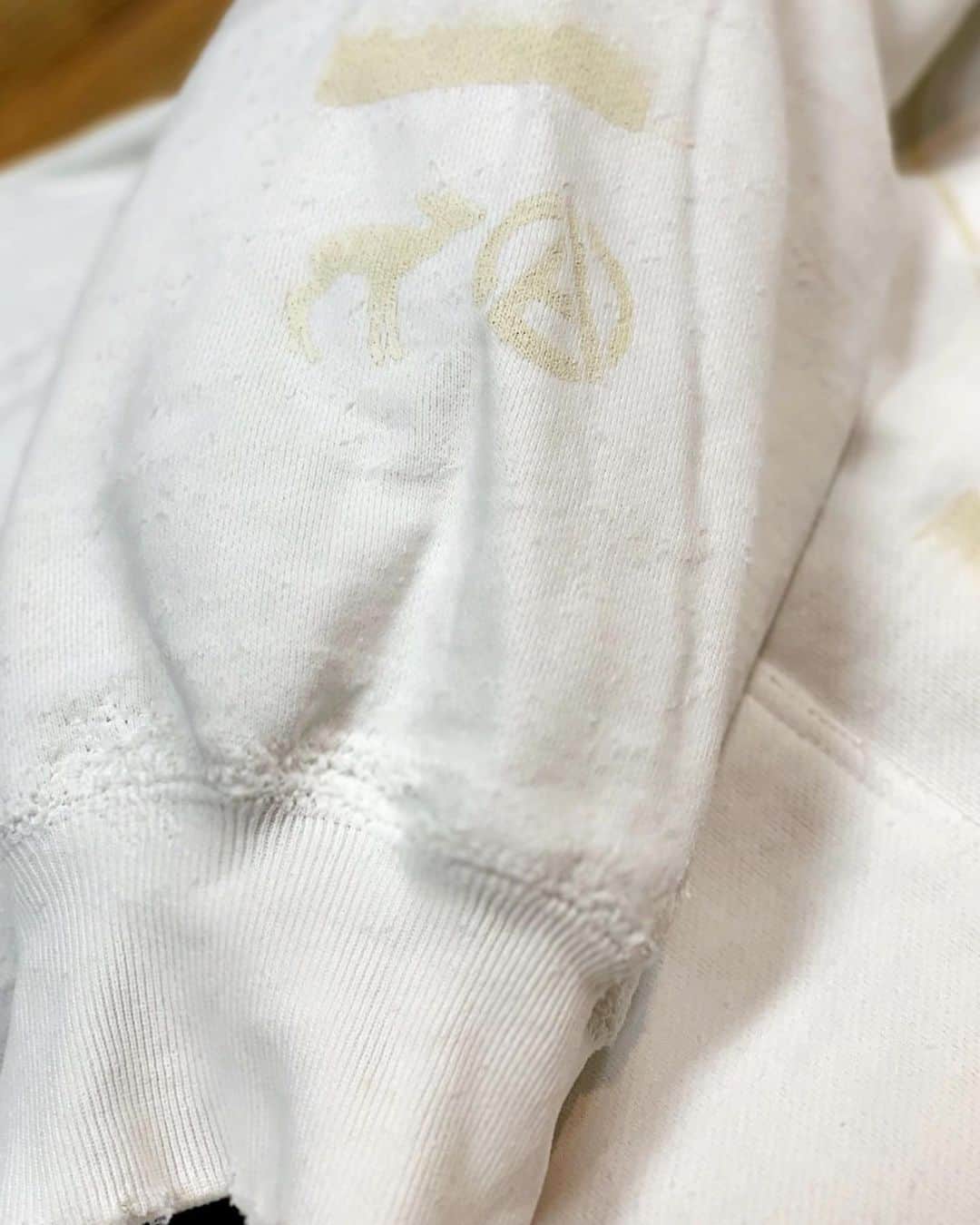アナクロノームさんのインスタグラム写真 - (アナクロノームInstagram)「. . . . AN088-PK-STCL#3 CRASHED PARKA STENCIL WHITE . . . @tsutomu_moriya × @anachronorm_context_gallery . . . @anachronorm262 . . . #anachronorm #contextgallery #nakameguro #balanceokayama #okayama #stencil #parker #damage」12月19日 12時30分 - anachronorm262