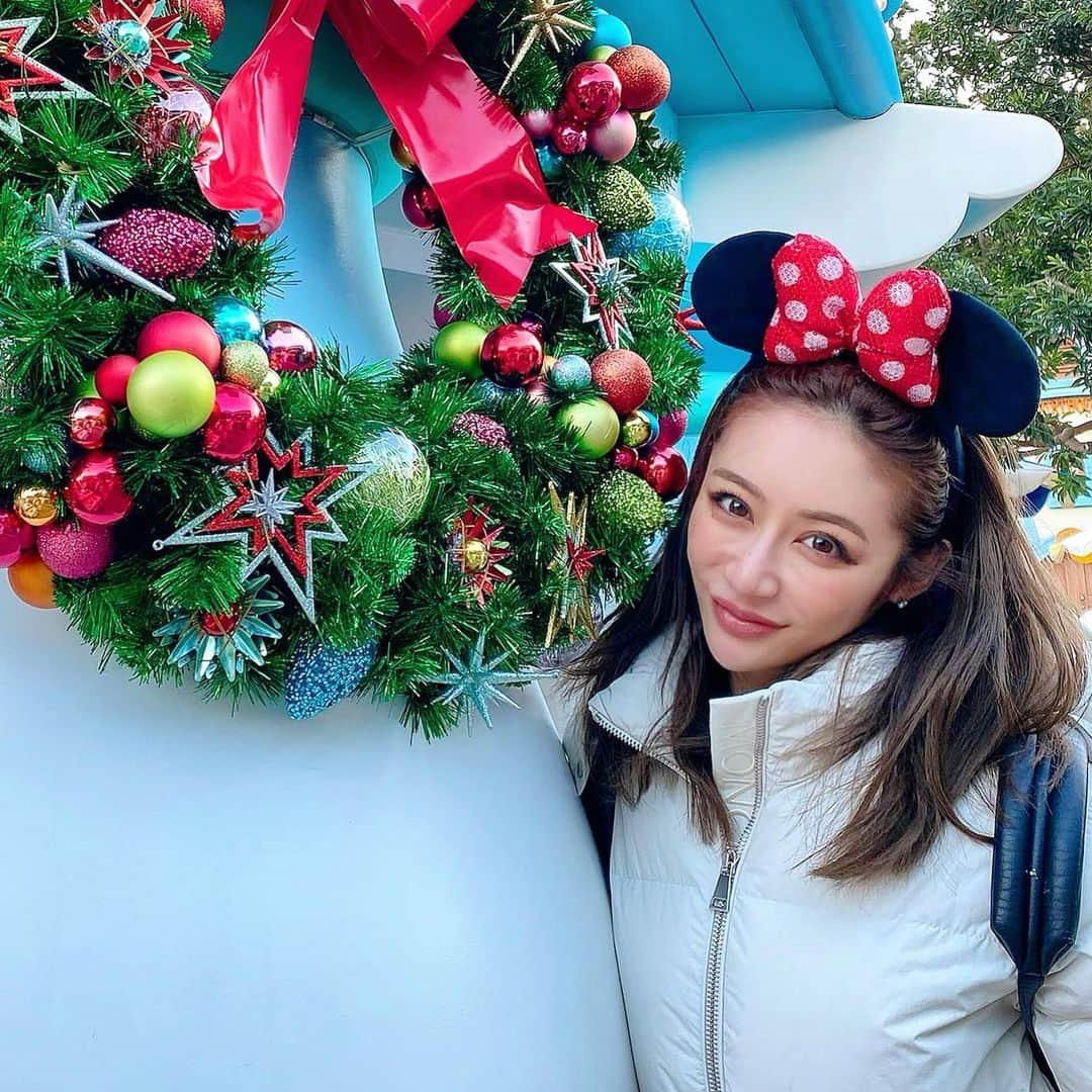 Reikaさんのインスタグラム写真 - (ReikaInstagram)「🎄🎁❤️ ℂ𝕙𝕣𝕚𝕤𝕥𝕞𝕒𝕤 𝕡𝕣𝕖𝕤𝕖𝕟𝕥 𝕘𝕚𝕧𝕖𝕒𝕨𝕒𝕪 ❤️🎁🎄 クリスマスプレゼント企画の発表です😆 ＊＊締め切りました、沢山のご応募ありがとうございました  昨日ライブでもお話しさせていただいたのですが、今回こちらの　@towit.style とコラボでデザインした　3本のネックレスセットを、3名さまにレイカ🎅からのプレゼント致します😆😆✨✨  応募方法は簡単✨  ❶ 私　@reikamarianna とブランド　@towit.style をフォローしていただいてる方に限らせていただきます(当選のご連絡できないと困るので！)  ❷ こちらの写真をいいね、コメント📝　(コメントないと応募してるかわからないので) マストではないですが、もしよければタグ付けでストーリーズにも拡散して色んな方にこの企画知っていただければ嬉しいです😆  ❸応募条件は女性の方のみに限らせていただきます。鍵付きアカウントでも可能ですが、ご氏名、配送先、ご連絡先をご教示いただける方。  ❹当選者は21日に選んで　@towit.style からdmを送らせていただきます❤️  是非ご興味ある方は✨😊  ちょっとでもハッピーを分けれればいいな❤️と思っての企画なので 喜んで大切につけていただける方に あたりますように❤️  #solaris #クリスマスプレゼント」12月19日 13時09分 - reikamarianna