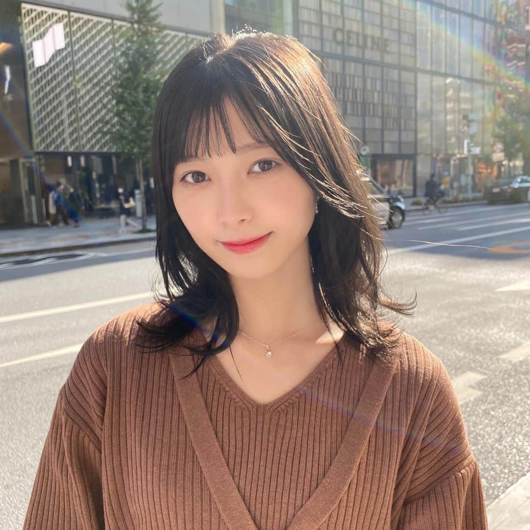 松川星さんのインスタグラム写真 - (松川星Instagram)「髪色落ち着きました︎︎︎︎︎☺︎ レイヤーも前回より多く入れてもらって女性らしいヘアスタイルになったよ🥀♥」11月25日 21時08分 - akarin__rin