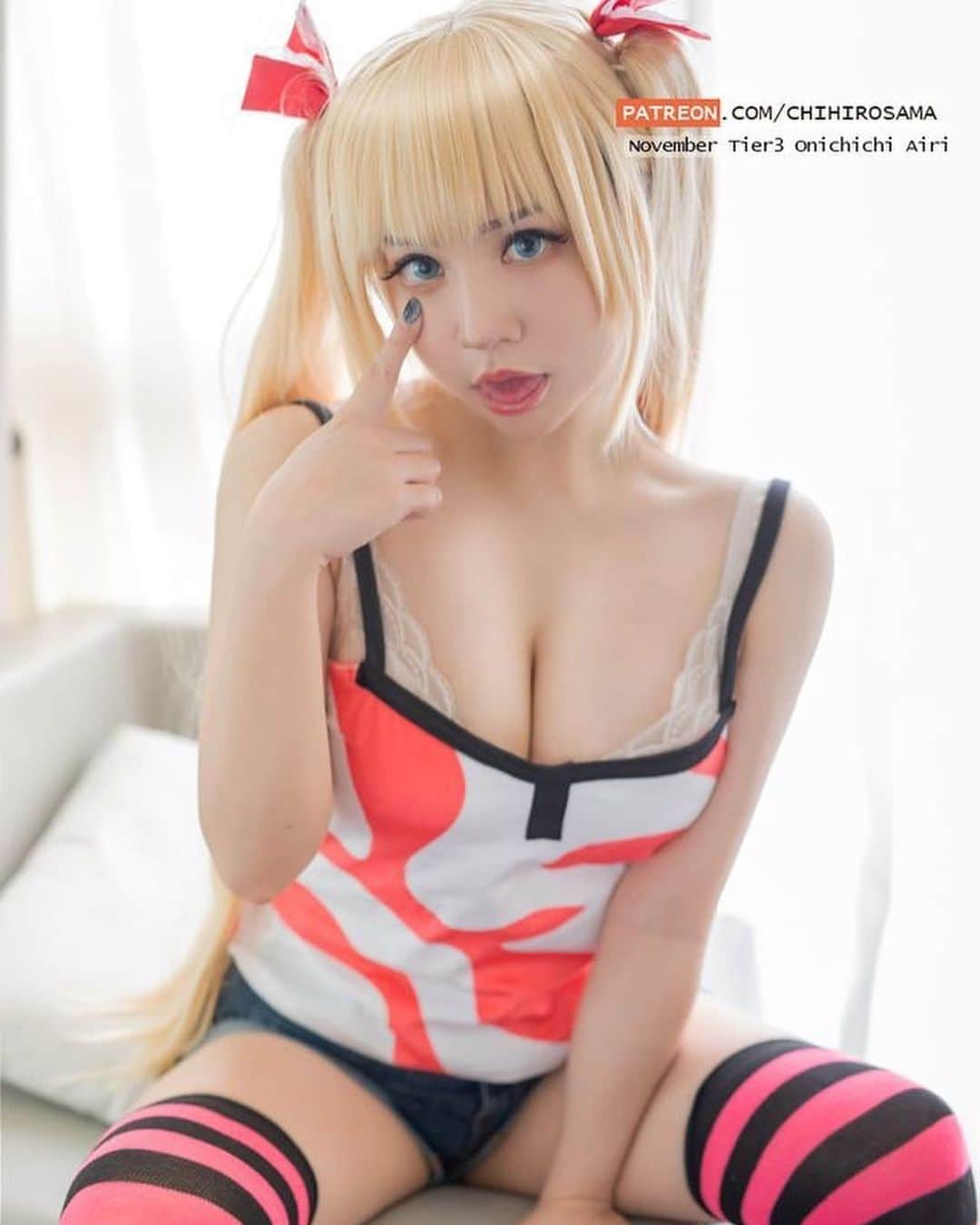 千尋のインスタグラム：「November patreon Tier3 reward Airi Akitsuki last 5 days!!!! Patreon訂閱剩下最後五天喔*/////* 愛莉醬的照片來啦!!!!快把Tier3的女兒帶回家嘿嘿  愛莉拍立得Δ https://shopee.tw/product/7793580/7349455003/ Δ電子寫真購入 Δ PATREON ★ https://www.patreon.com/chihirosama 表單購買★https://forms.gle/YDPhcTvjwEoCBV4Q7  #onichichi #鬼父 #秋月愛莉 #cosplaygirl #akizukiairi  #airiakizuki #cosplayersofinstagram」