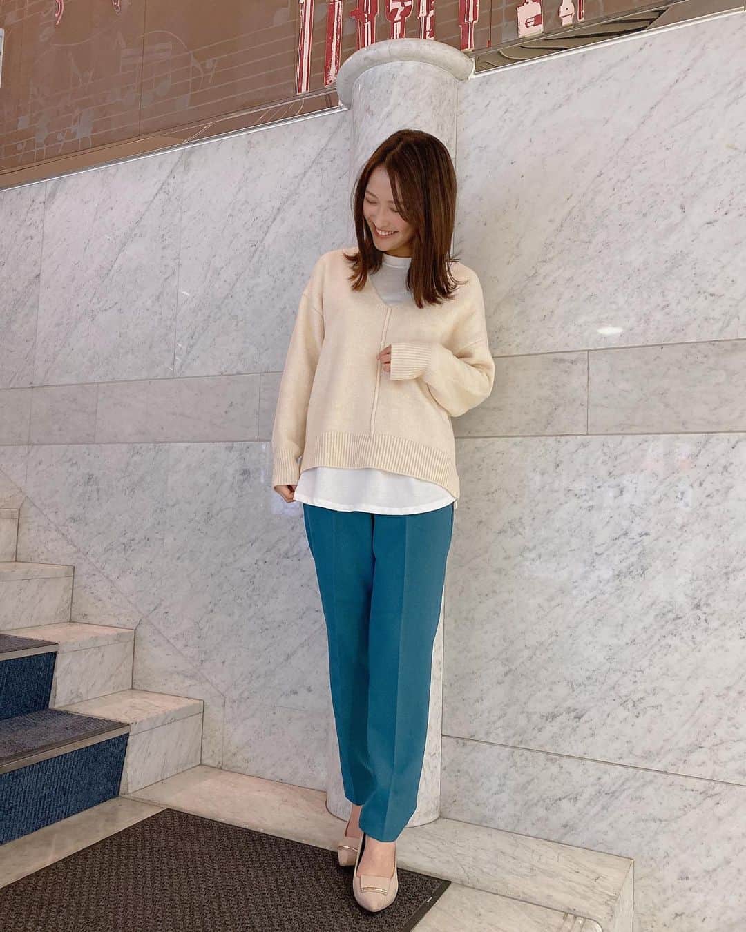 財津南美さんのインスタグラム写真 - (財津南美Instagram)「ㅤㅤㅤㅤㅤㅤㅤㅤㅤㅤㅤㅤㅤ 最近は、外ハネが気分です🤷‍♀️ㅤㅤㅤㅤㅤㅤㅤㅤㅤㅤㅤㅤㅤ  #アサデスKBC#衣装#ikka」11月25日 21時23分 - zaitsu_minami