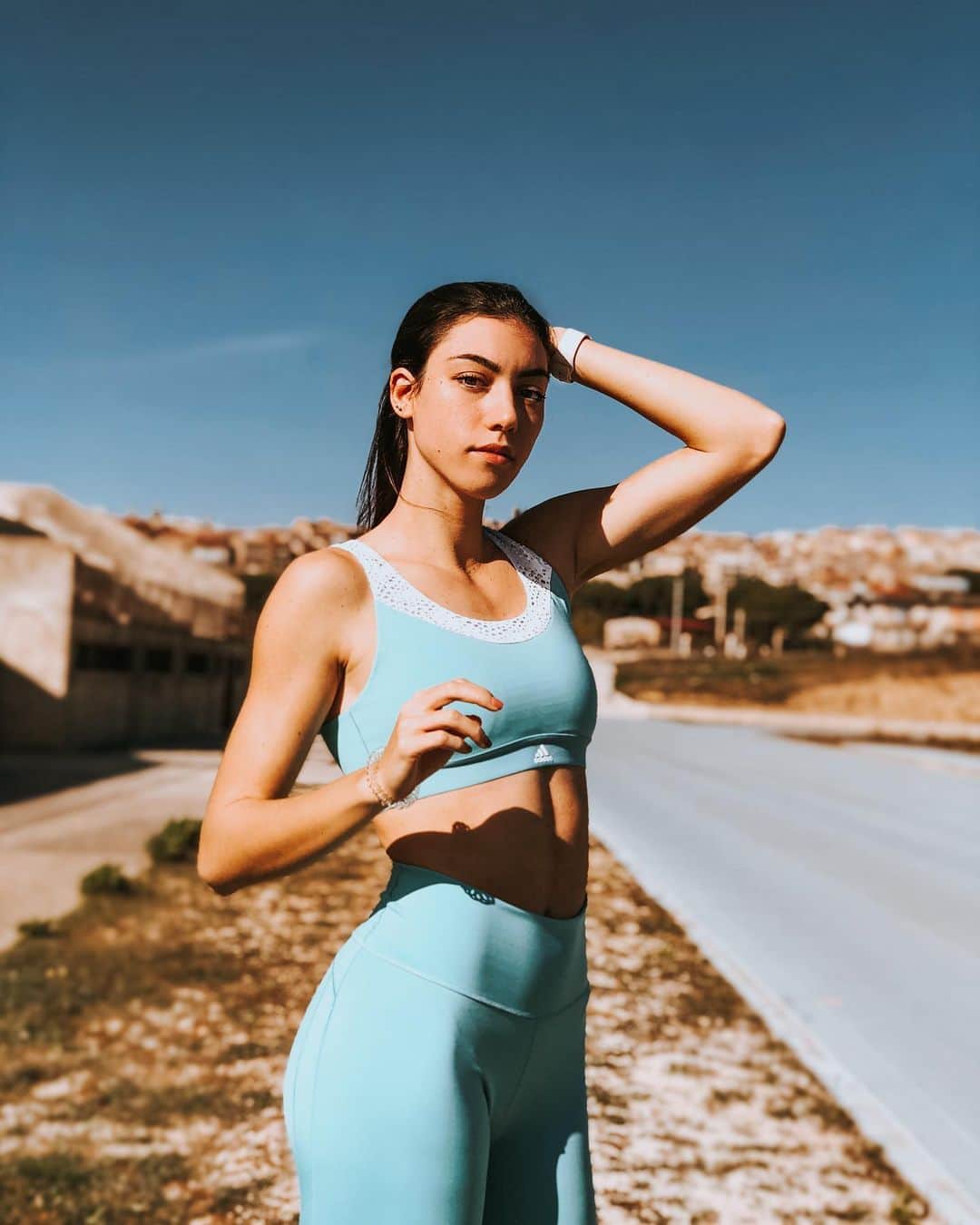 のインスタグラム：「Wednesday ✨」