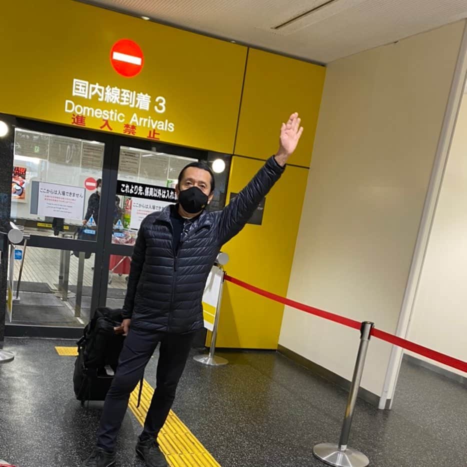 Ken Harakumaのインスタグラム：「長崎到着！ 明日からよろしくお願いいたします🤲 @international_yoga_center  @yasukookanishi  #ryt200  #ashtangayoga  #アシュタンガヨガ  #長崎ヨガ」