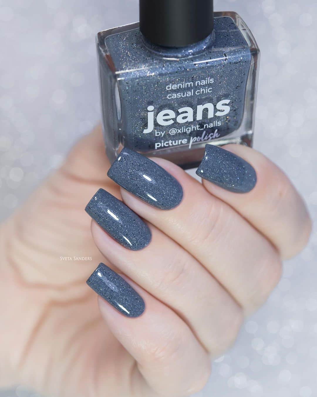 Sveta Sandersのインスタグラム：「Have you seen the new collection by @picturepolish ?😍 Jeans was created in collaboration with @xlight_nails , congrats!!!! 💋This is one of my fav shades of the new collection)  Видели уже новинки от @picturepolish Если нет, то их уже можно посмотреть на страничке бренда) а у меня тут пока один из оттенков, Jeans😍 очень мне понравился!!! @xlight_nails мои поздравления!💋」