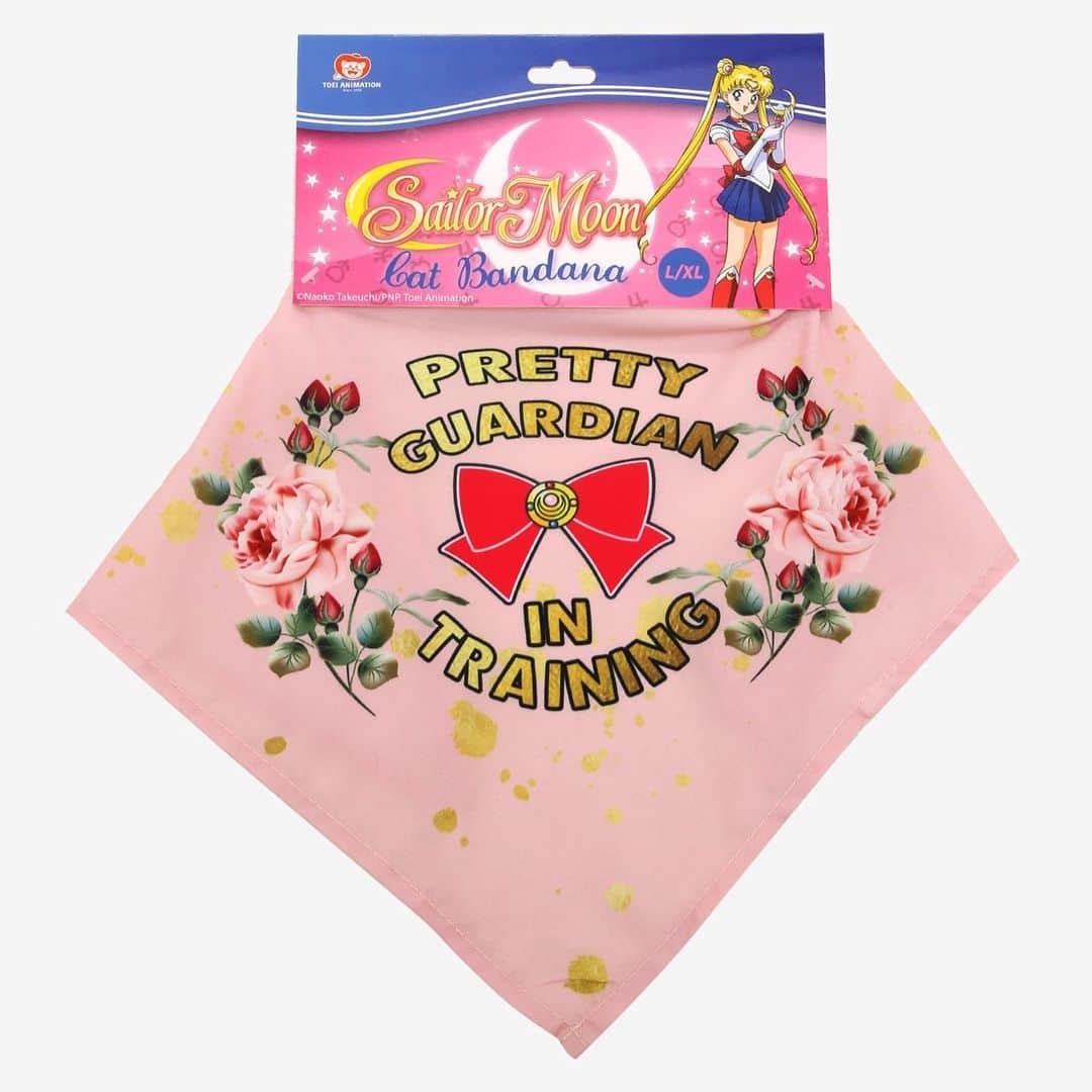 Sailor Moonさんのインスタグラム写真 - (Sailor MoonInstagram)「✨🌙 Cute Sailor Moon cat bandanna from @boxlunchgifts! I imagine most cats would hate it but it’s a cute idea! 🌙✨  #sailormoon #セーラームーン　#cat #catcostume #catsofinstagram」11月25日 21時56分 - sailormoon_sc
