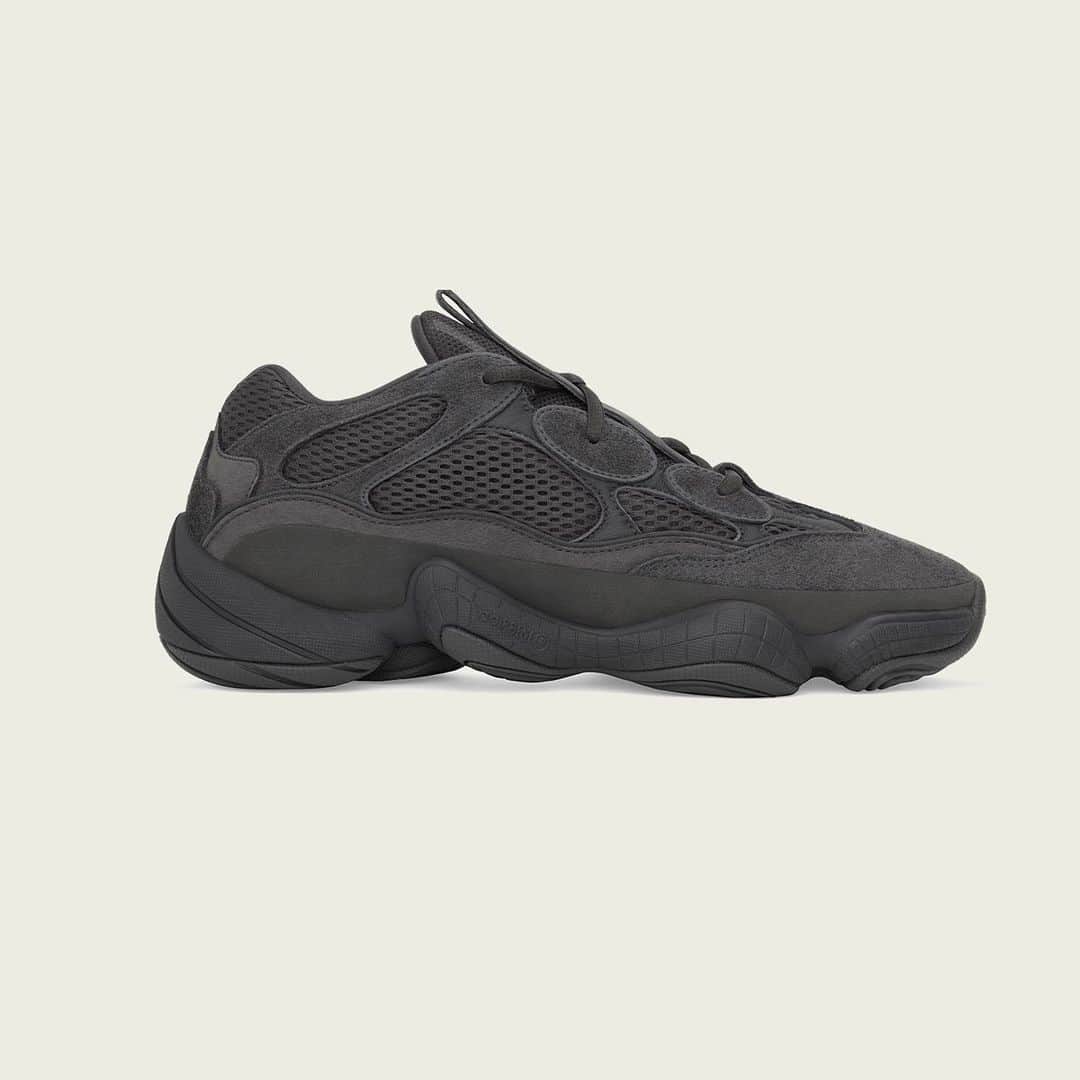 adidas Originalsのインスタグラム：「YEEZY 500 UTILITY BLACK. AVAILABLE GLOBALLY NOVEMBER 30 AT ADIDAS.COM/YEEZY AND ON THE ADIDAS APP IN SELECT COUNTRIES.」