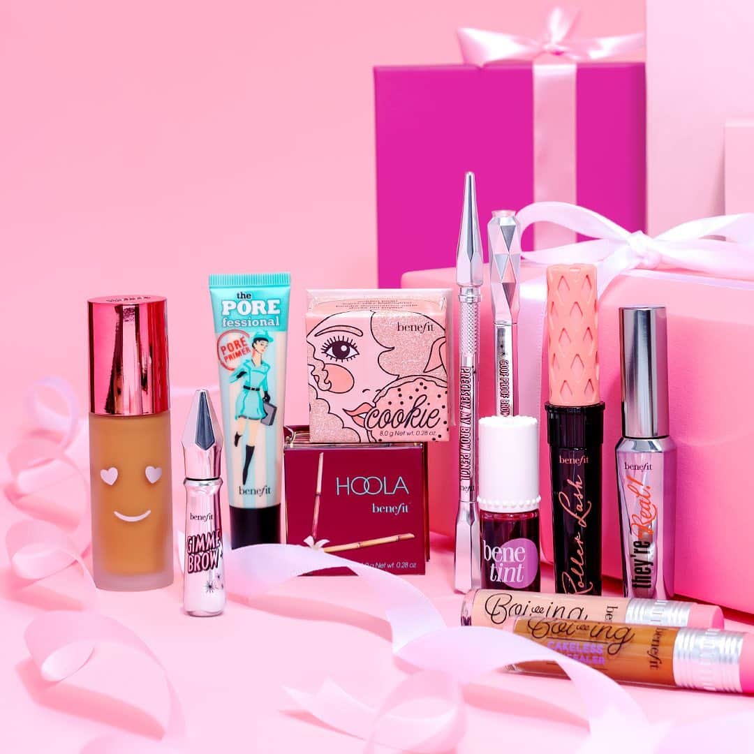 Benefit Cosmeticsさんのインスタグラム写真 - (Benefit CosmeticsInstagram)「Our Black Friday sale is ON! Get the gift everyone wants this year 🎁 Shop EVERYTHING on benefitcosmetics.com for 25% OFF and get free shipping on ALL orders with code: FRIYAY.* You can also score this exclusive deal when you shop directly in the Instagram app, now through 11/28! 📱 #benefit」11月25日 14時51分 - benefitcosmetics