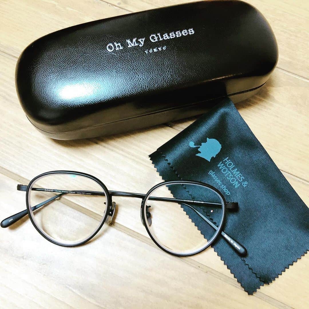 脇田唯さんのインスタグラム写真 - (脇田唯Instagram)「👓 自分へのご褒美に 眼鏡を新調。  かわいい。。。  #holmesandwotson  #めがね   @holmesandwotson」11月25日 16時18分 - post_yui