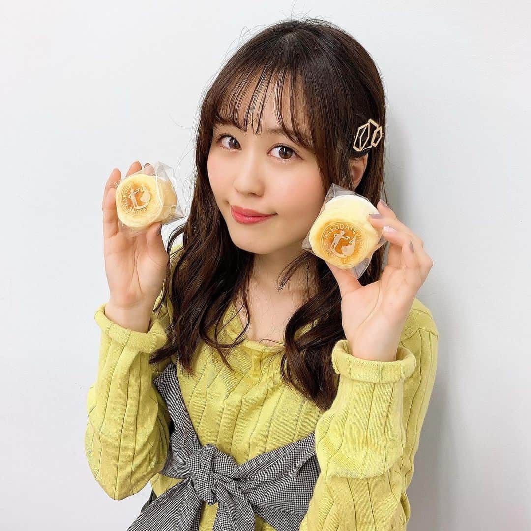 日岡なつみのインスタグラム：「スナッフルスのチーズオムレットうまうまだから是非食べてみてー！🧁🤤  ちりも積もれば山となる 雨降って地固まる を絵で表現したやつ‼️‼️」
