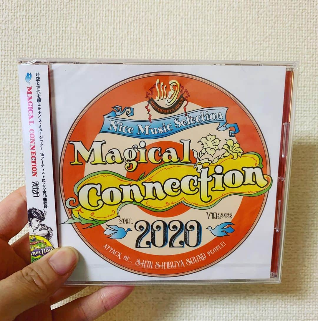 清浦夏実のインスタグラム：「本日リリース！サリー久保田さんが選曲・監修した「MAGICAL CONNECTION 2020」  #ソレイユぽ #microstar #シンリズム #天野なつ #TWEEDEES #shinowa #RYUTist #シーウォンチュー #MIKKO #ザペンフレンドクラブ #スカート #nimit_and_co #フレネシ  #町ガ #Kaede #Negicco  SOLEILに楽曲提供した「ファズる心」をTWEEDEESでセルフカバーしました！それいゆちゃんに「男の子ってバカね」と歌ってほしいがために作った曲。SOLEIL ver.がクラスのマドンナであるならば、TWEEDEES ver.はさしずめ保健室の先生。笑　レーベルの垣根を超えているコンピレーションアルバムの為、サブスク配信はありません。是非お手にとって楽しんでいただけたら嬉しいです。サリーさん、誘って下さってありがとうございます！」