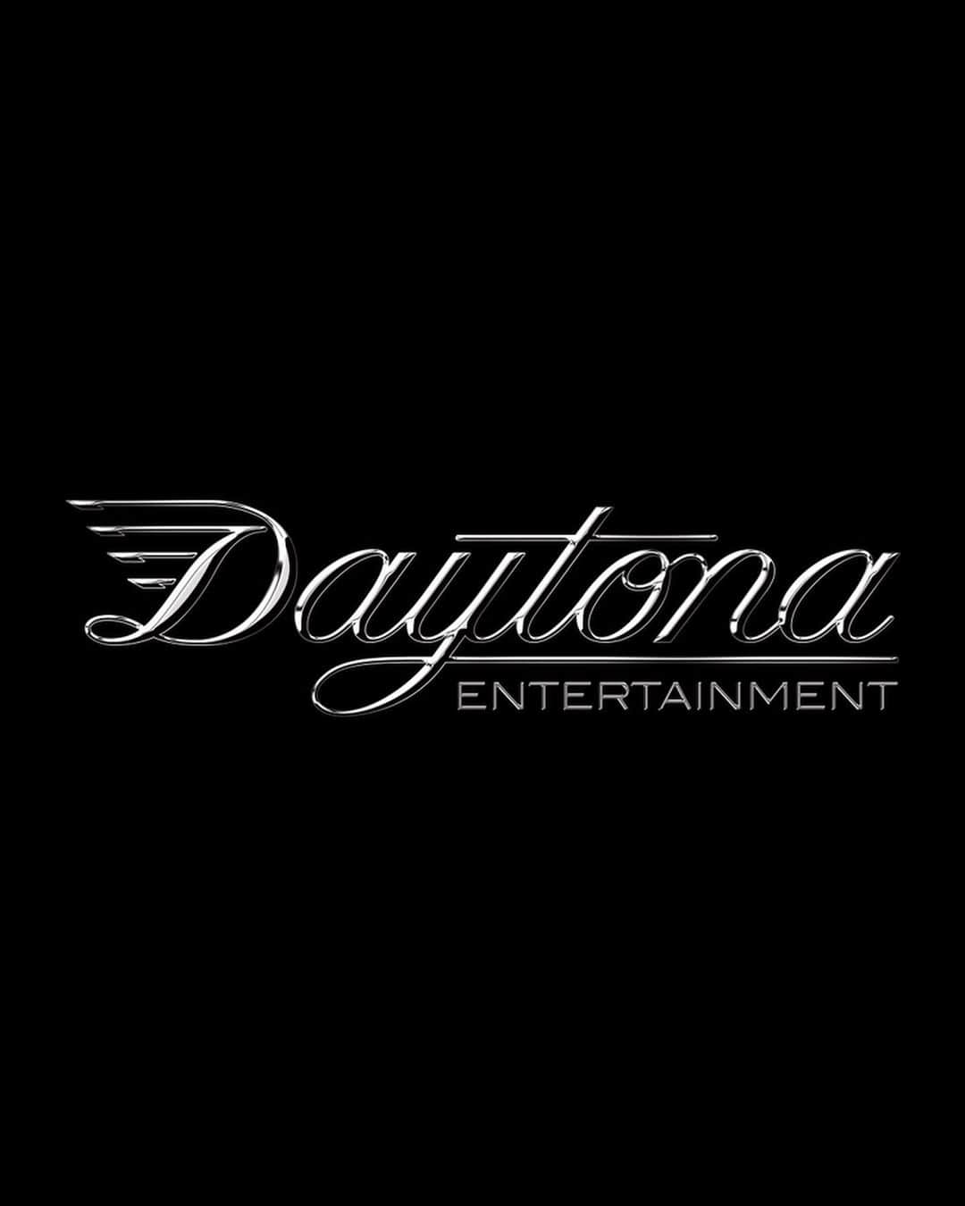 thequiettさんのインスタグラム写真 - (thequiettInstagram)「새 레이블 Daytona Entertainment 를 염따와 함께 설립했습니다! @daytona.ent」11月25日 17時40分 - thequiett