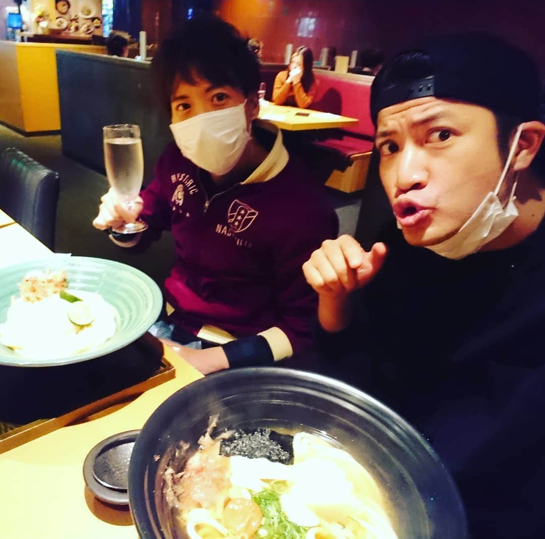 すずけんのインスタグラム：「先日、仲良く、つるとんたーんヽ(*´▽)ノ♪」