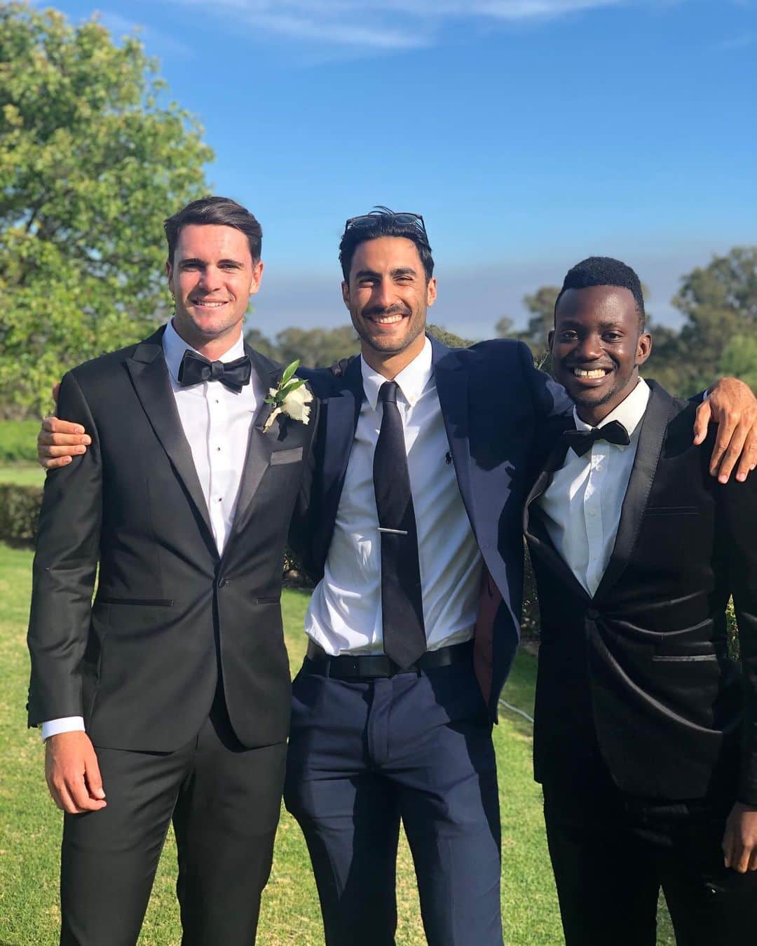 Naa Anangさんのインスタグラム写真 - (Naa AnangInstagram)「cheers @mark_mcgowan_mp for opening up the borders so we could celebrate the most beautiful day!  @hayleej13 & @stixey - your wedding was absolute perfection and I look forward to this next chapter of your lives 🥰 #hayleestixwithandrews」11月25日 18時44分 - ohyeahnaa
