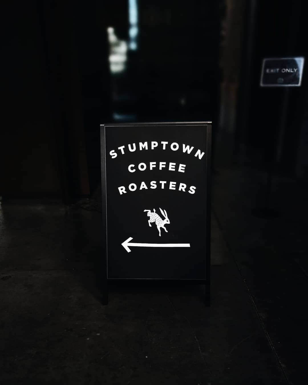 kei_pqのインスタグラム：「11月中頃の京都日帰り旅の記録✍  ☕Stumptown Coffee Roasters NY店を訪問してから3年、京都で再会できるとは。」