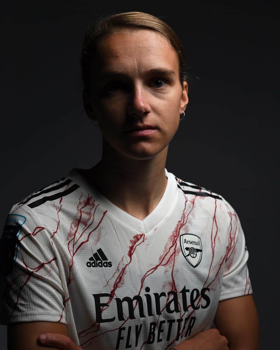 Arsenal Ladiesさんのインスタグラム写真 - (Arsenal LadiesInstagram)「Shortlisted for The Best FIFA Women’s Player 2020 🏆 Congratulations, Viv 👏」11月25日 18時59分 - arsenalwfc