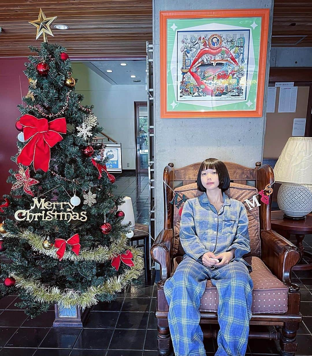 あのちゃんさんのインスタグラム写真 - (あのちゃんInstagram)「🎄 クリスマスツリーだいすき」11月25日 19時11分 - a_n_o2mass