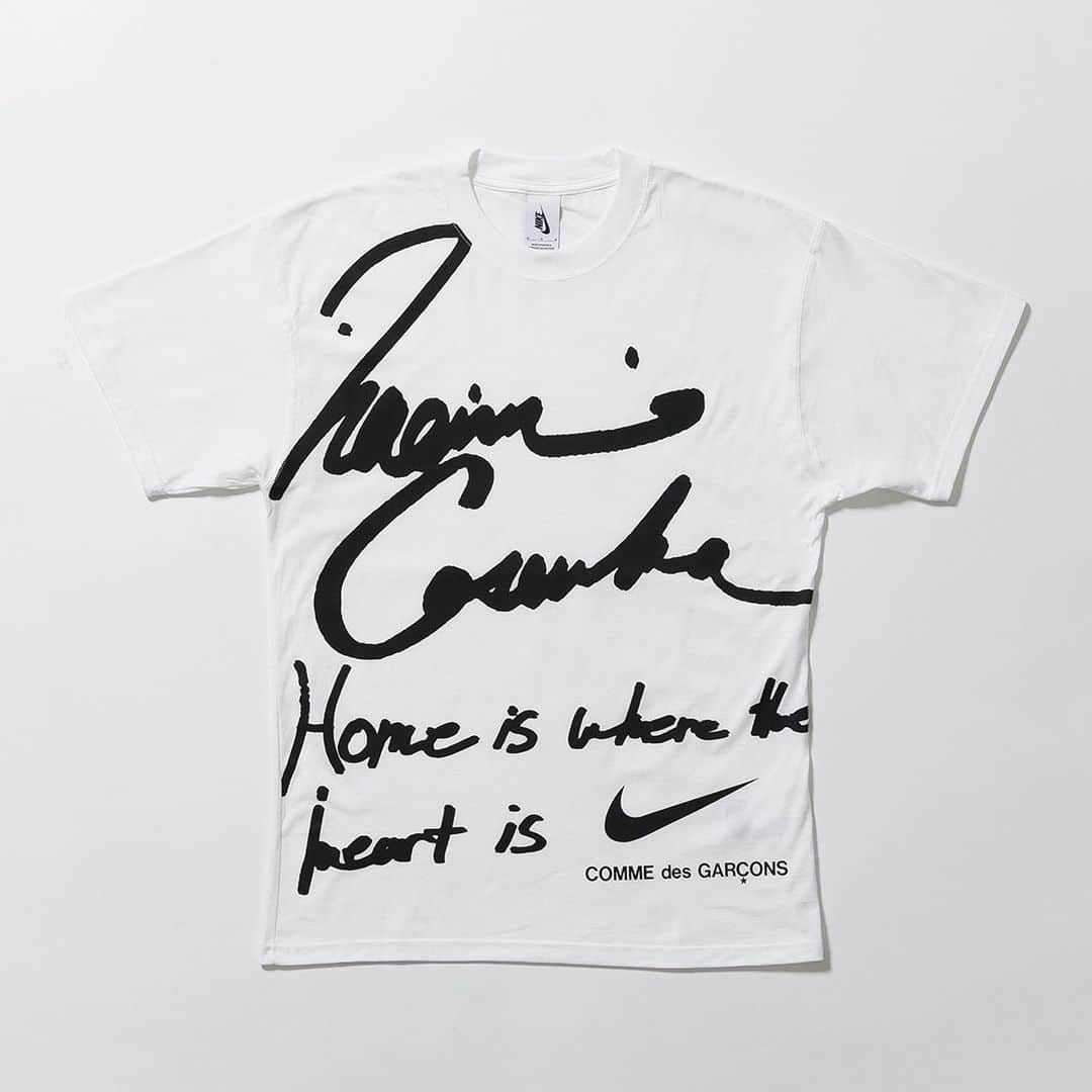 HYPEBEASTさんのインスタグラム写真 - (HYPEBEASTInstagram)「@hypebeaststyle: @commedesgarcons and @switch_magazine have partnered for a special merch collection that celebrates the “People of the Year.” In addition to @naomiosaka, a variety of artists and creatives have been honored, ranging from UK rapper Stormzy to American musician and poet @thisispattismith to Japanese photographer Nobuyoshi Araki — all of whom made some impact in 2020. Swipe to check out the pieces and visit the link in bio for the full assortment that is now available on SWITCH’s website.⁠⠀ Photo: SWITCH」11月25日 19時11分 - hypebeast