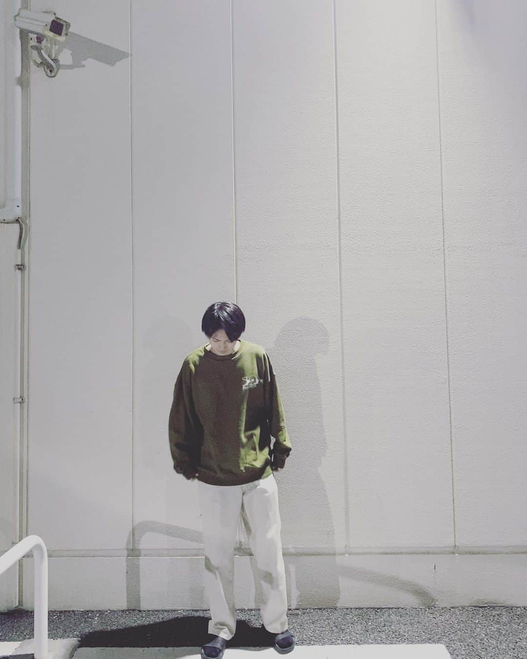 綱啓永さんのインスタグラム写真 - (綱啓永Instagram)「家でゆっくりしながらベストアーティスト見るの最高。なう。  #✌」11月25日 19時28分 - tsuna_keito