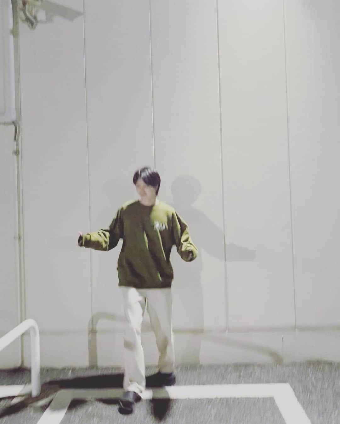 綱啓永さんのインスタグラム写真 - (綱啓永Instagram)「家でゆっくりしながらベストアーティスト見るの最高。なう。  #✌」11月25日 19時28分 - tsuna_keito