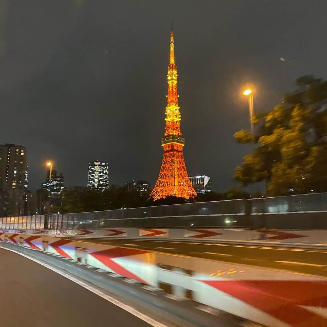 わたなべだいすけさんのインスタグラム写真 - (わたなべだいすけInstagram)「たのしいレコーディングでした。東京タワーはやっぱりこの色がいいね。」11月25日 19時48分 - daisukewhatanabe