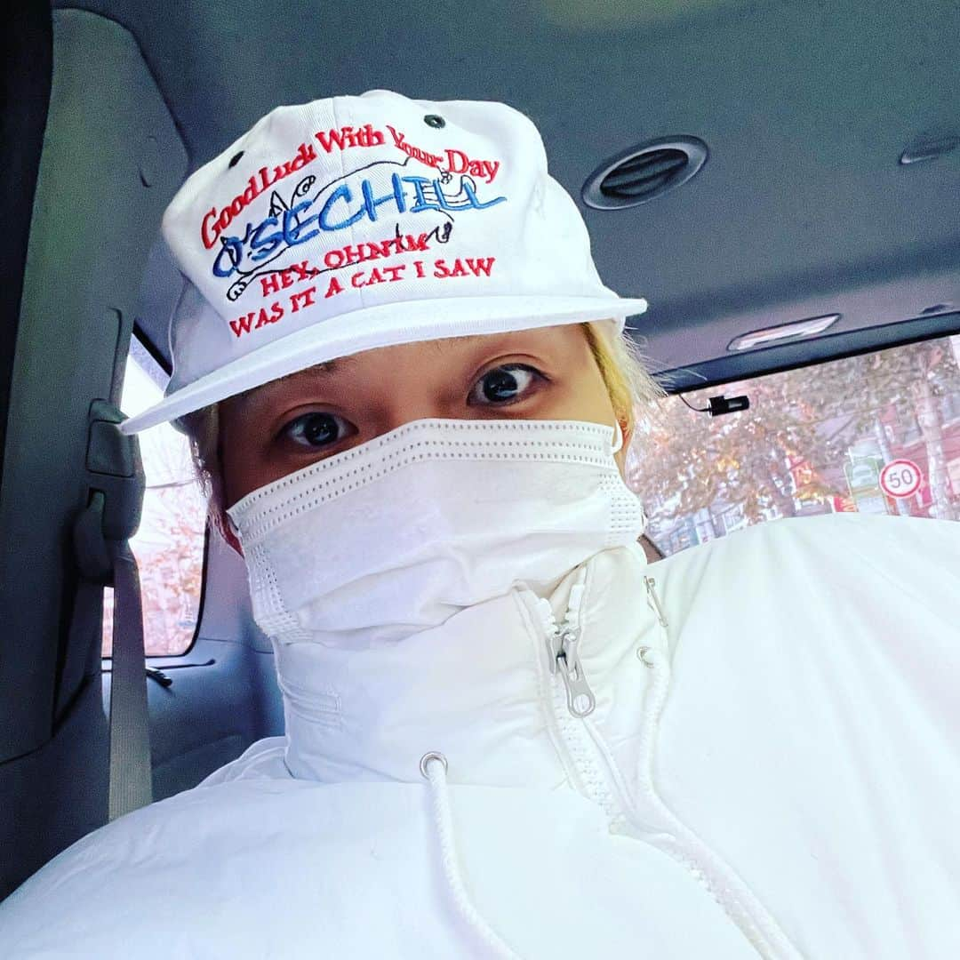 ソン・ミンホさんのインスタグラム写真 - (ソン・ミンホInstagram)「눈 사람 ❄️#오색칠 #OSECHILL」11月25日 19時41分 - realllllmino