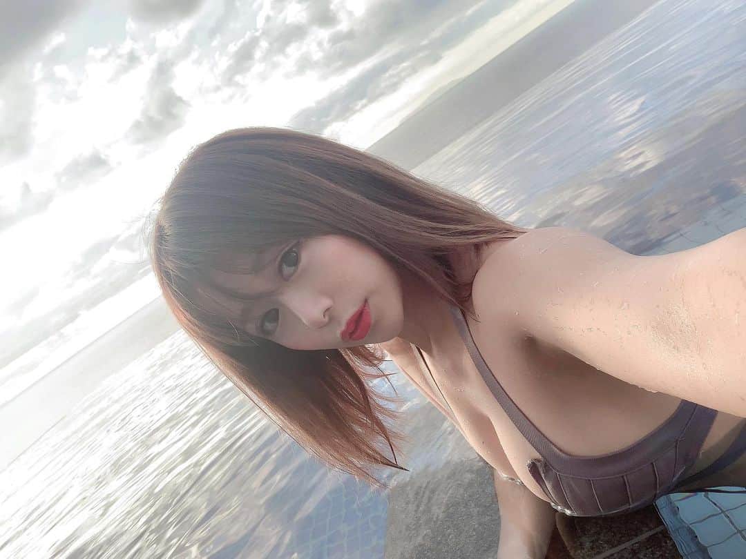 のインスタグラム：「♾❤️ . . . #travel #旅行 #infinitypool #旅行好きな人と繋がりたい #インフィニティプール #大磯プリンスホテルスパ #大磯プリンスホテル #大磯ロングビーチ #thermalspaswave  #水着 #スパ #プール #pool  #モデル #model  #Infinity #fff #l4l  #instagood #커플티 #남친룩 #팔로우 #선팔하면맞팔 #뷰스타그램 #f4f #f4follow  #l4like #beautiful #photooftheday #love」