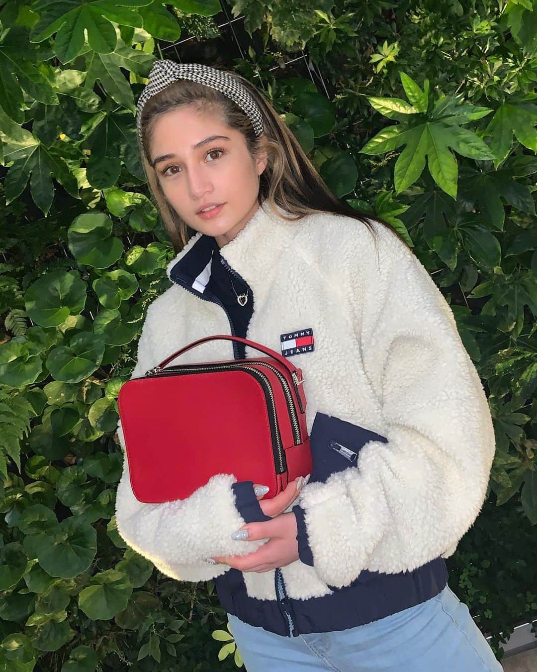 Takiさんのインスタグラム写真 - (TakiInstagram)「My new bag from @epoi_official ❤️ ありがとうございました💕 🙏🏻❣️ @lydia_creativeagency & @minakolydiahonda ❣️🙏🏻  Jacket from @tommyjeans 🤓」11月25日 19時50分 - taki_faky