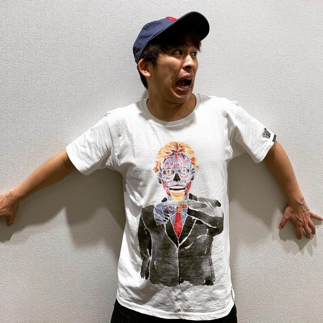 斉藤正伸（ジャガモンド）さんのインスタグラム写真 - (斉藤正伸（ジャガモンド）Instagram)「#映画Tシャツ #JETLINK #jetlink #ゼイリブ #ジョンカーペンター #映画チンピラ #映画グッズ #映画アイテム #おまけの夜 #シネマンション #テレビ埼玉 #マチコミ #ジャガモンド #ジャガモンド斉藤 #お笑い #漫才 #ケイダッシュステージ」11月25日 20時03分 - mondmasa