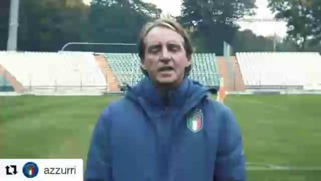 ロベルト・マンチーニのインスタグラム：「La #FIGC e le Nazionali 🇮🇹 sostengono la campagna per il contrasto della violenza maschile contro le #donne . . #NoAllaViolenzaSulleDonne #Azzurri #VivoAzzurro #nonunadimeno」