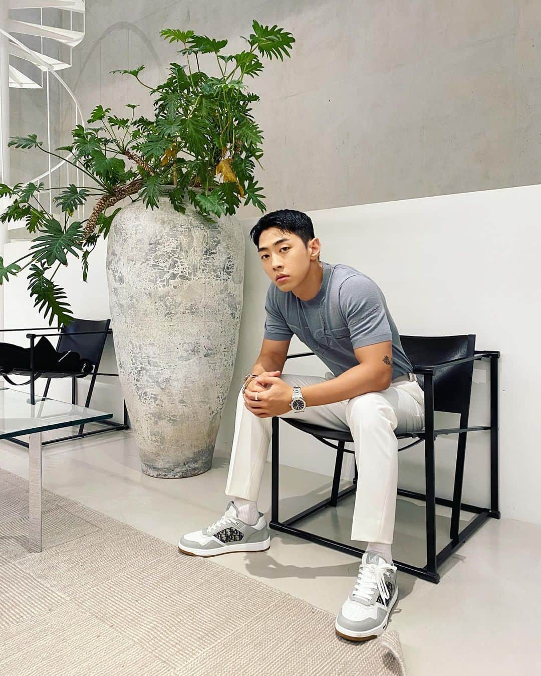 GRAYさんのインスタグラム写真 - (GRAYInstagram)「💙✨@dior @mrkimjones #DiorB27 #Dior #협찬」11月25日 20時45分 - callmegray