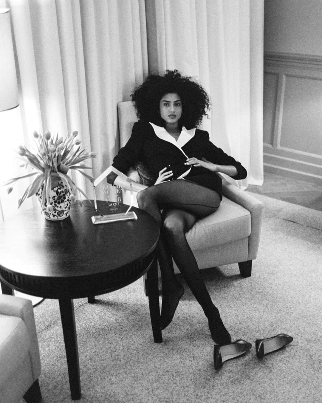 Harper's BAZAARさんのインスタグラム写真 - (Harper's BAZAARInstagram)「@ImaanHammam didn’t set out to be a role model. She was just never taught to be otherwise. The fashion model, who has graced countless international runways, magazine covers, and designer campaigns throughout her still-burgeoning career, has become a defining face for what a new-age supermodel not only looks like, but thinks like. This all makes her the perfect fit for her role as global ambassador of @ShestheFirst, an organization that “fights for a world where every girl chooses her own future.” “Being a woman and having this type of career and this job, I just felt like at some point I was like, ‘Oh, my God, I have to help women like me, or girls like me, to tell them and show them that you’re able to dream big and be able to pursue any kind of dream you have,’” she tells BAZAAR. Read the full interview at the link in our bio.  Photos by @dennisbranko」11月26日 6時24分 - harpersbazaarus